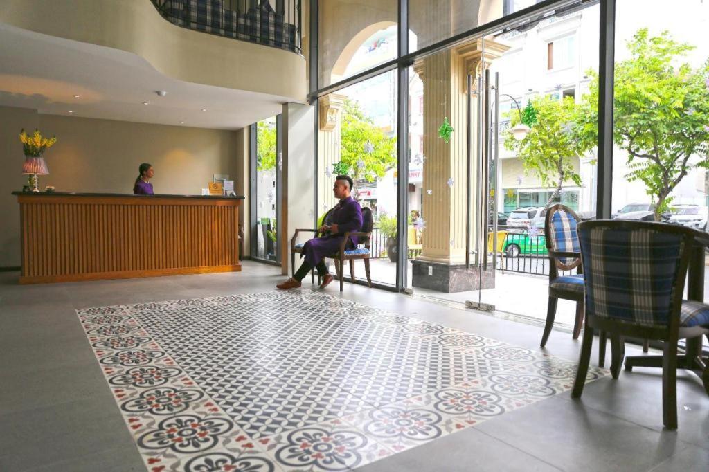 Bizu Royal Hotel Cidade de Ho Chi Minh Exterior foto
