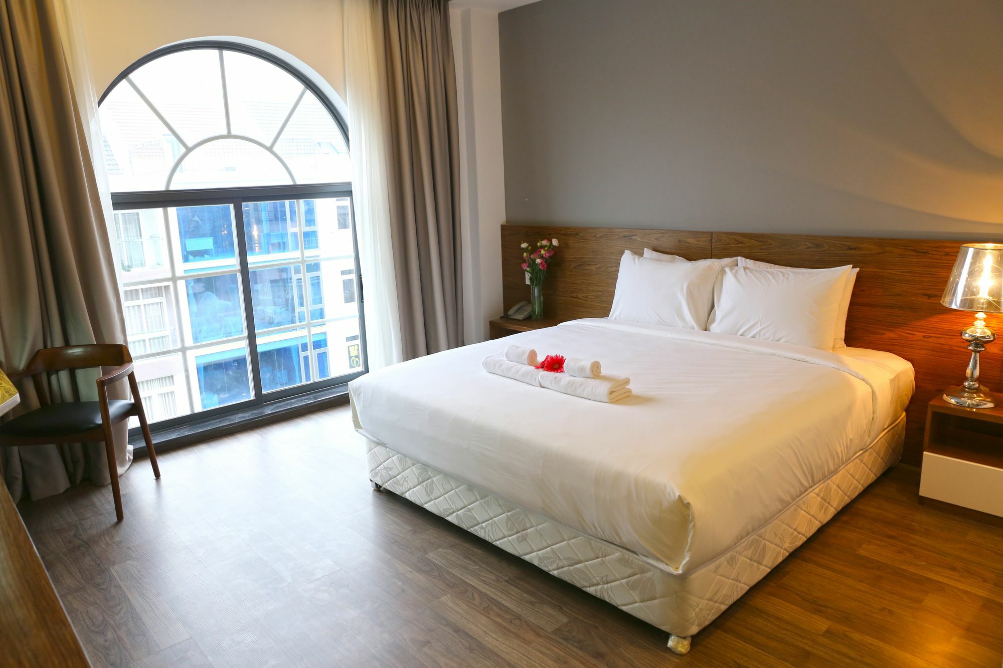 Bizu Royal Hotel Cidade de Ho Chi Minh Exterior foto